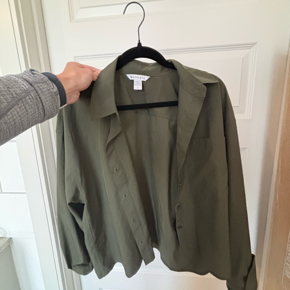 Athleta oversized cropped button up